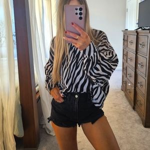 Nike Zebra pring sweatshirt sz Small